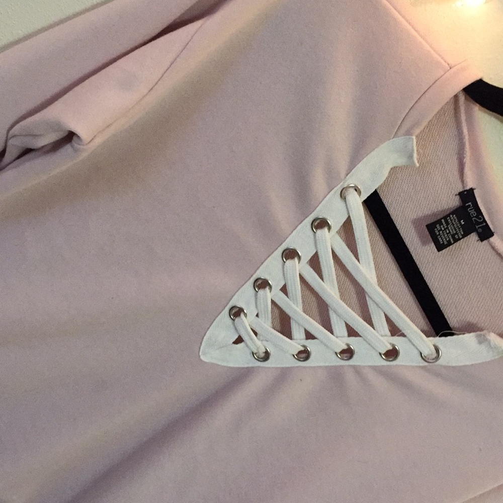 Sweater Rue 21 - Picture 2 of 2